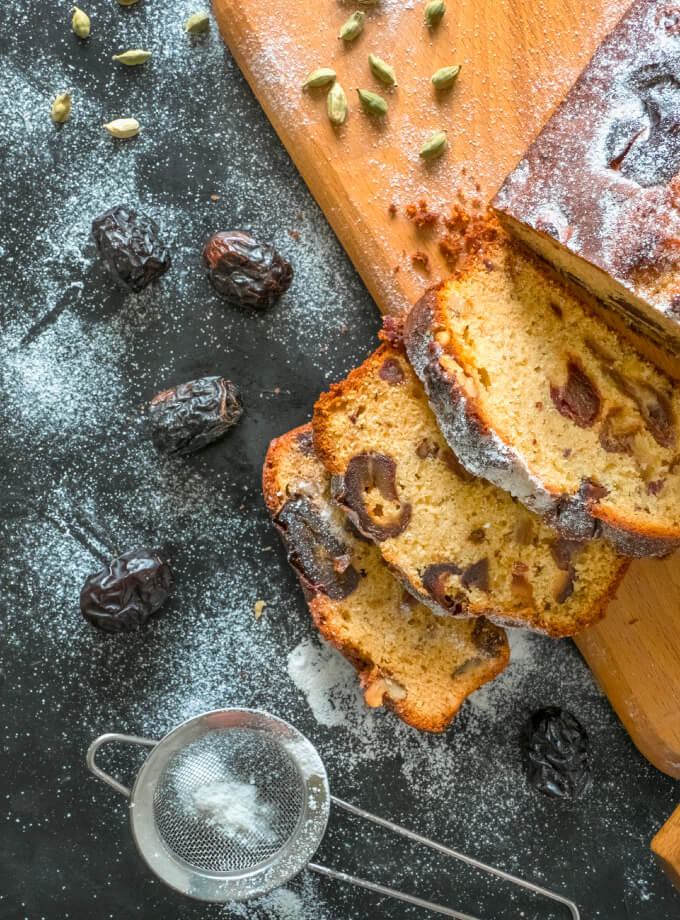 デーツの食べ方